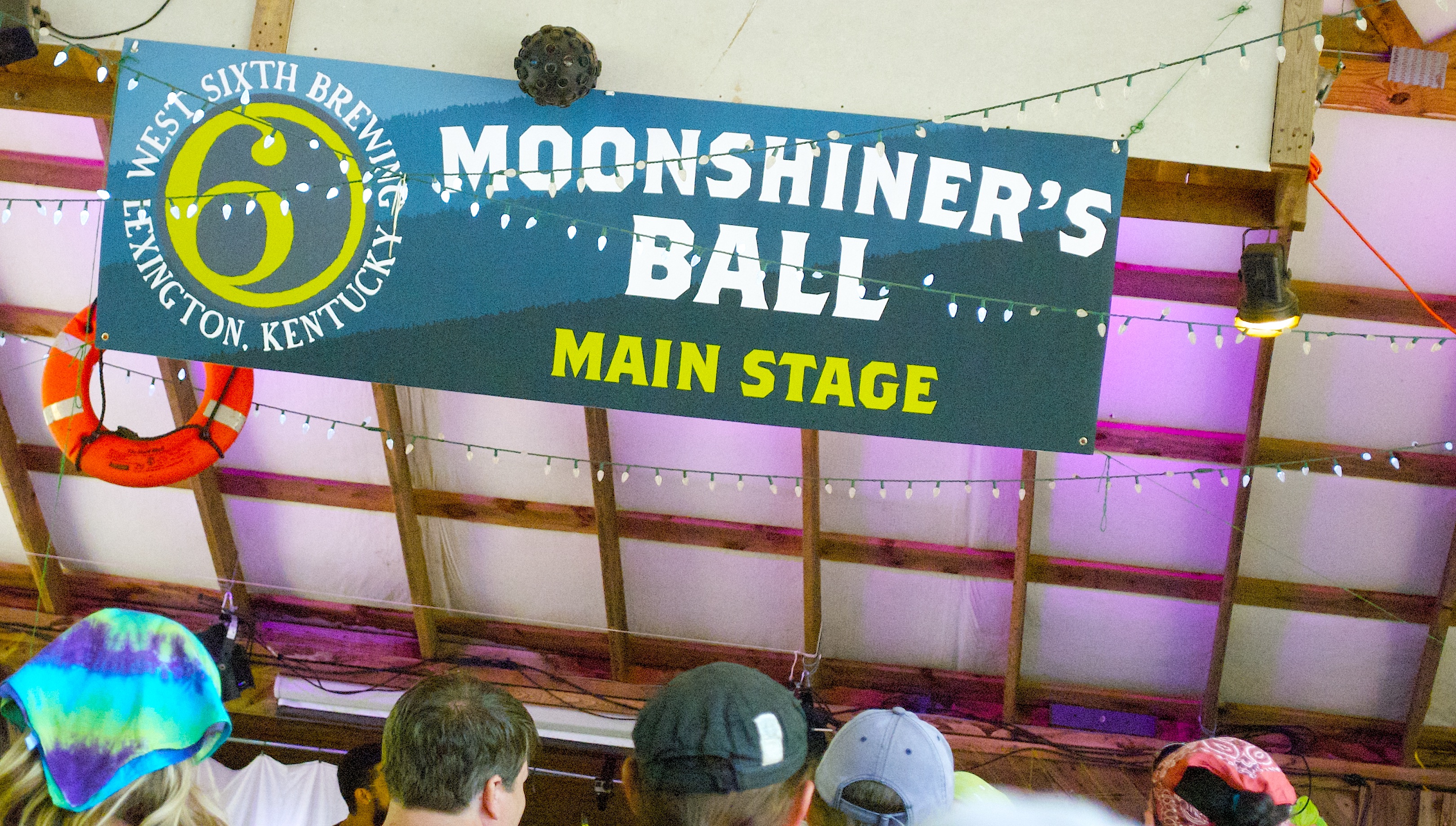 Moonshiners Sign